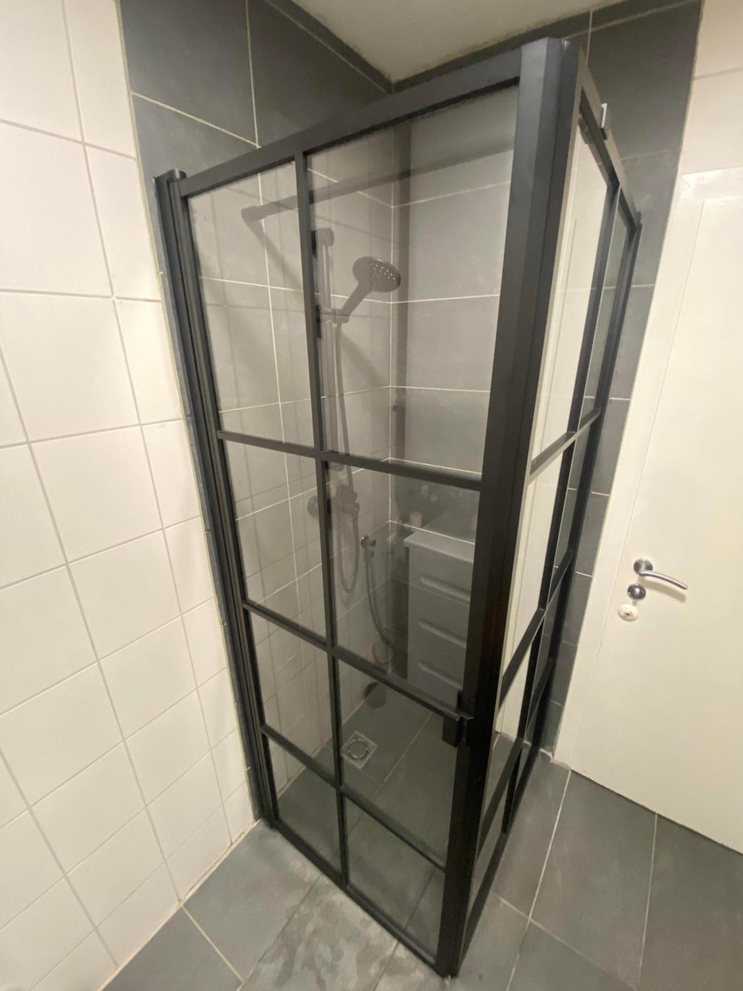 Moderne Wohnung Naehe Hauptbahnhof Linz Exterior foto